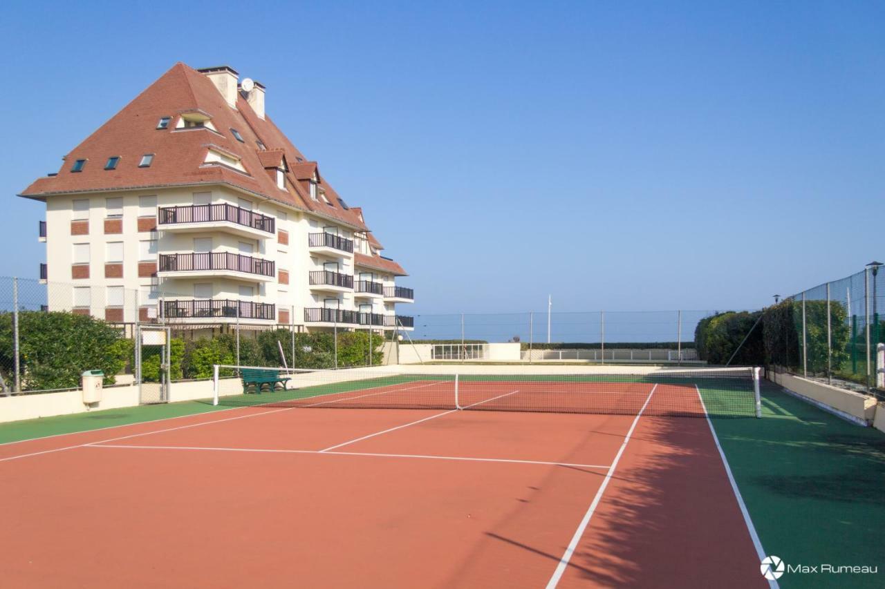 Studio Moderne Acces Plage, Piscine Et Tennis カブール エクステリア 写真